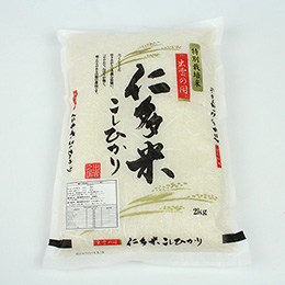 特別栽培「仁多のコシヒカリ」　白米　●　2kg